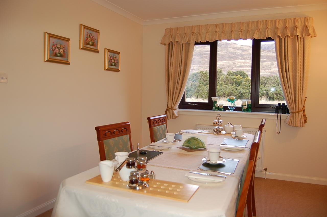 Ardarroch Cottage B&BFassfern エクステリア 写真
